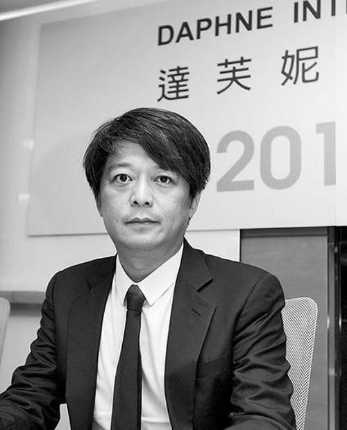 6000家店亏40亿都是红颜祸水惹得祸AG真人中国“一代鞋王”达芙妮没落关(图10)